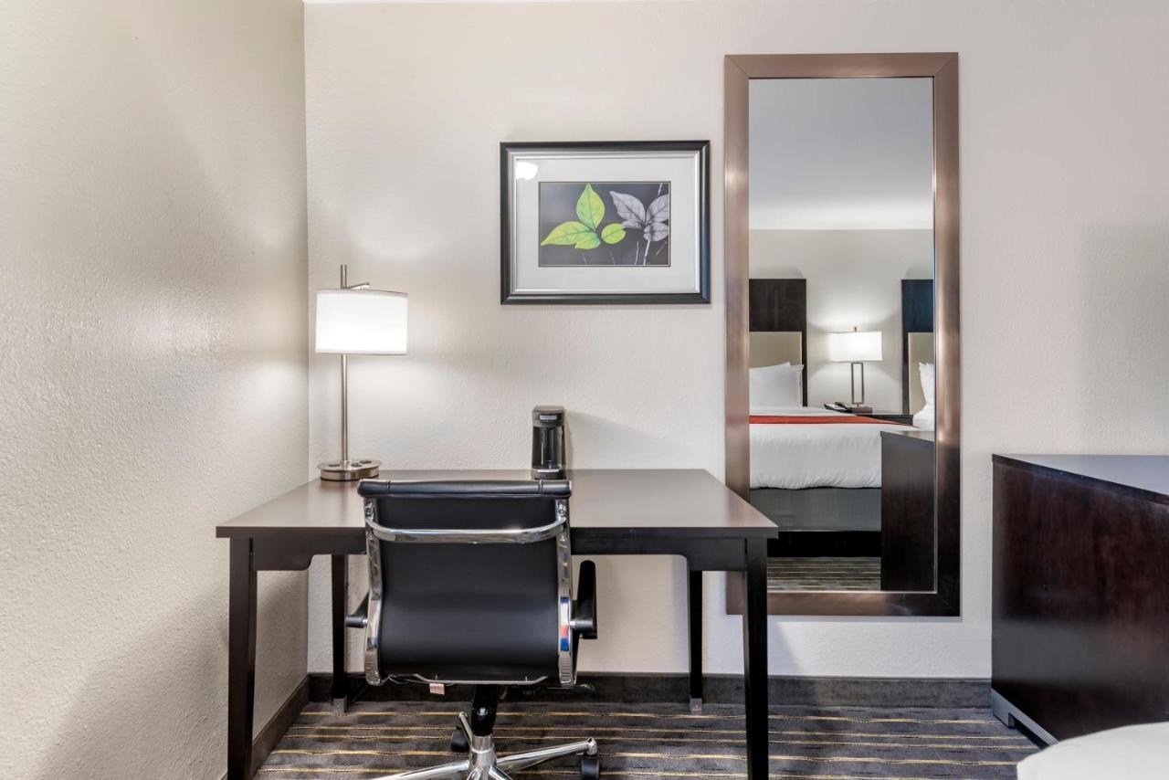 Comfort Inn & Suites Tigard Near Washington Square Exteriér fotografie